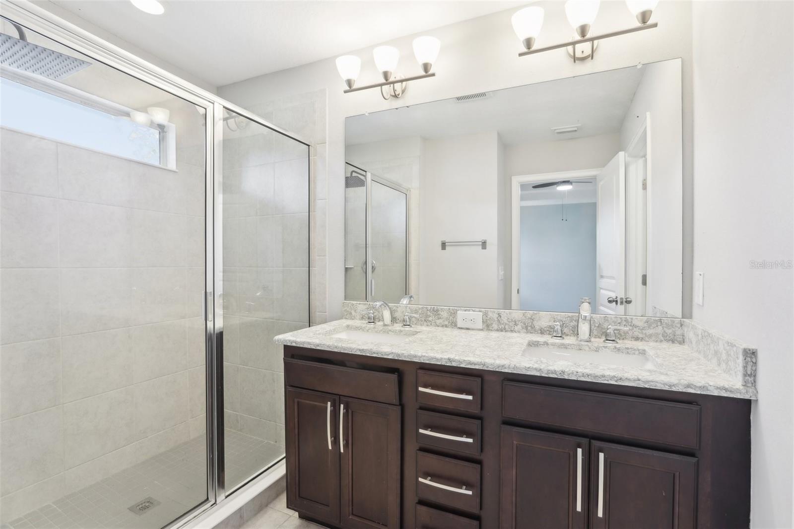 1913 W PINE ST, TAMPA, FL, 33607