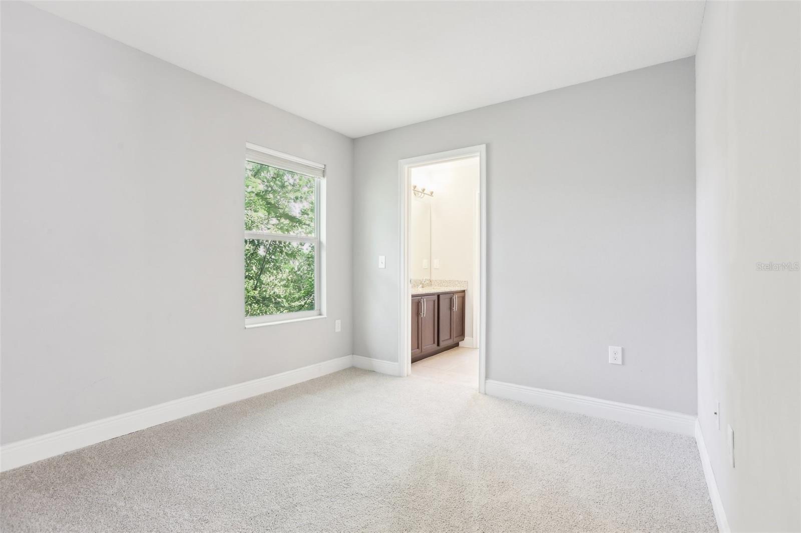 1913 W PINE ST, TAMPA, FL, 33607