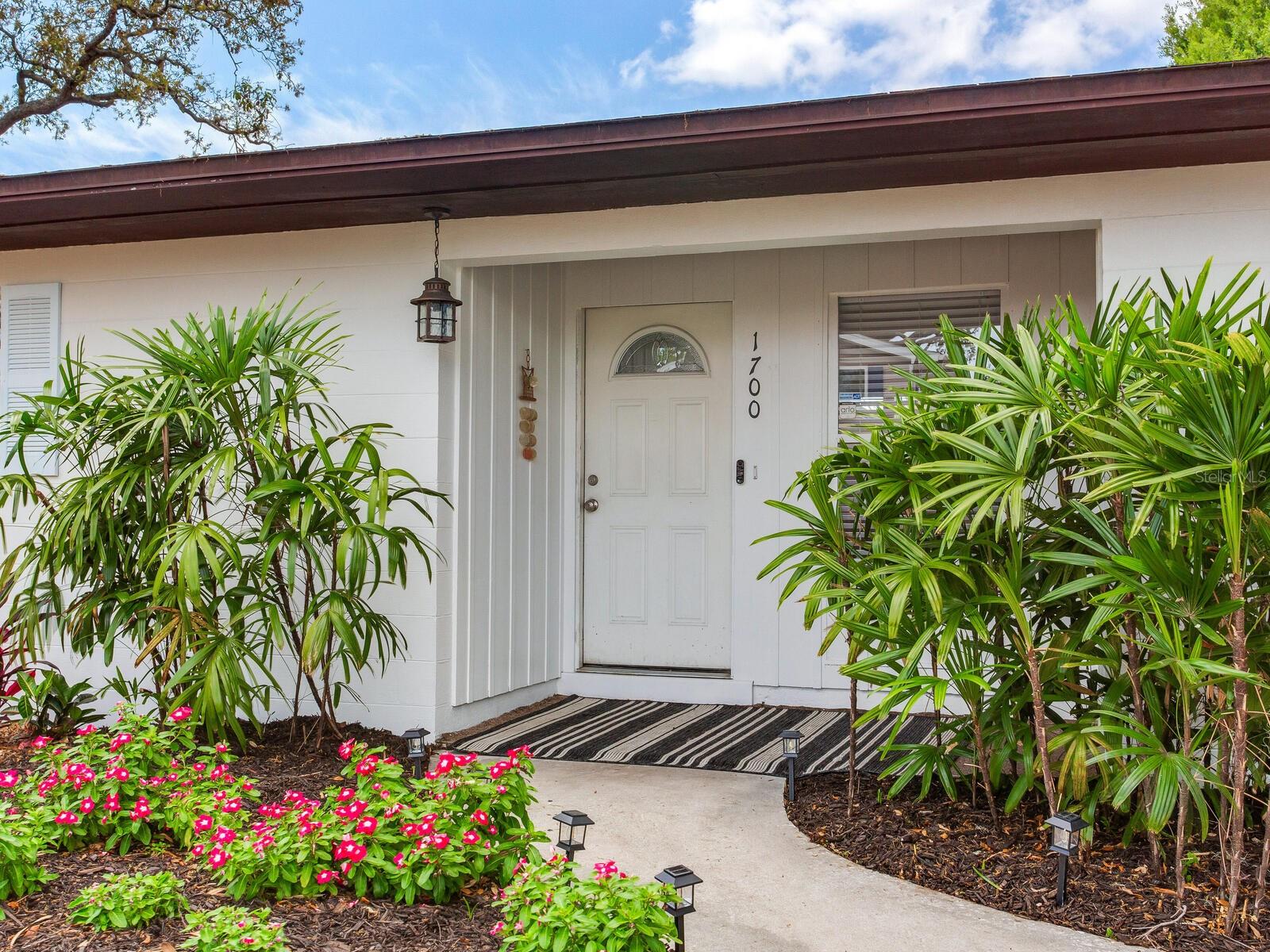 1700 25TH ST N, ST PETERSBURG, FL, 33713