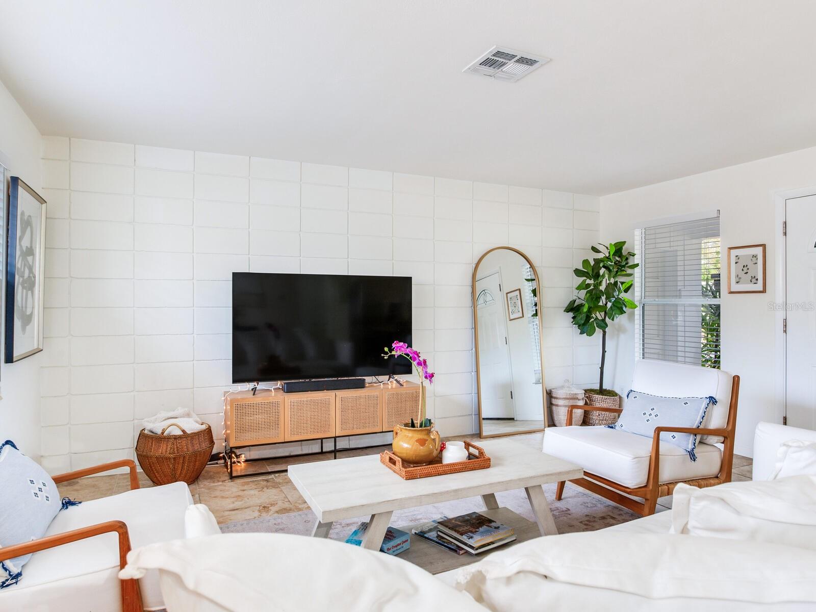 1700 25TH ST N, ST PETERSBURG, FL, 33713