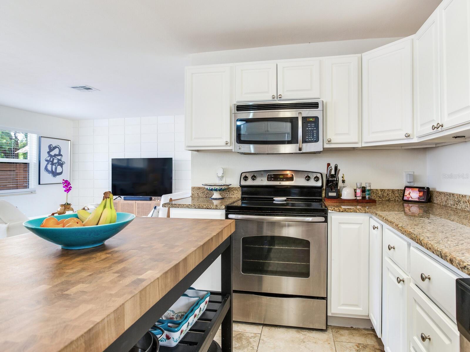 1700 25TH ST N, ST PETERSBURG, FL, 33713