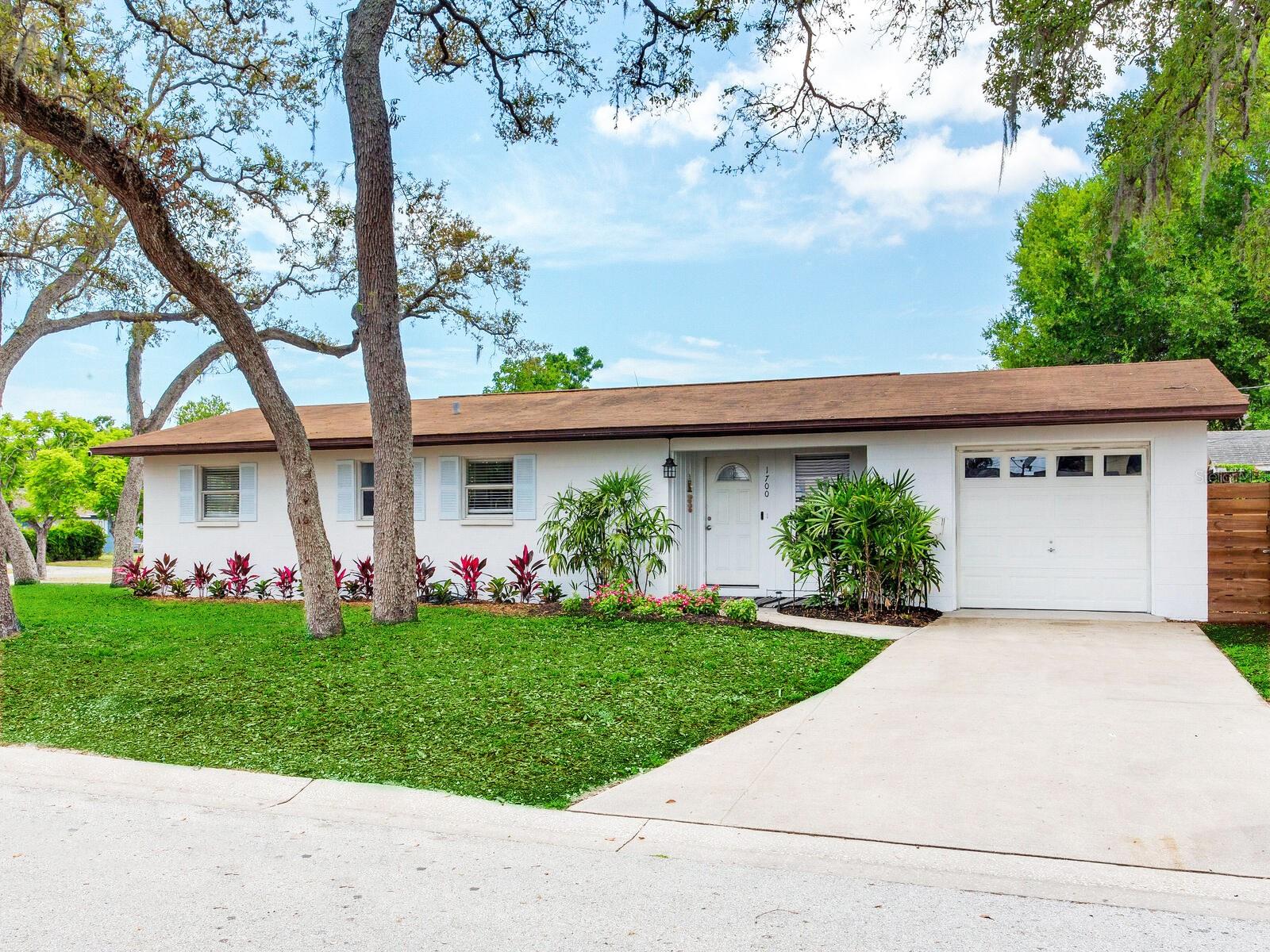 1700 25TH ST N, ST PETERSBURG, FL, 33713