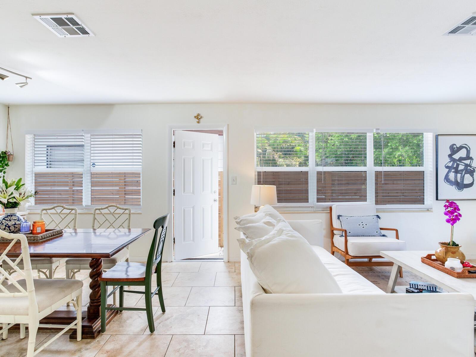 1700 25TH ST N, ST PETERSBURG, FL, 33713