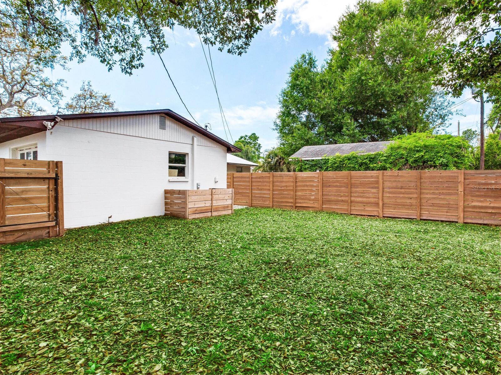 1700 25TH ST N, ST PETERSBURG, FL, 33713