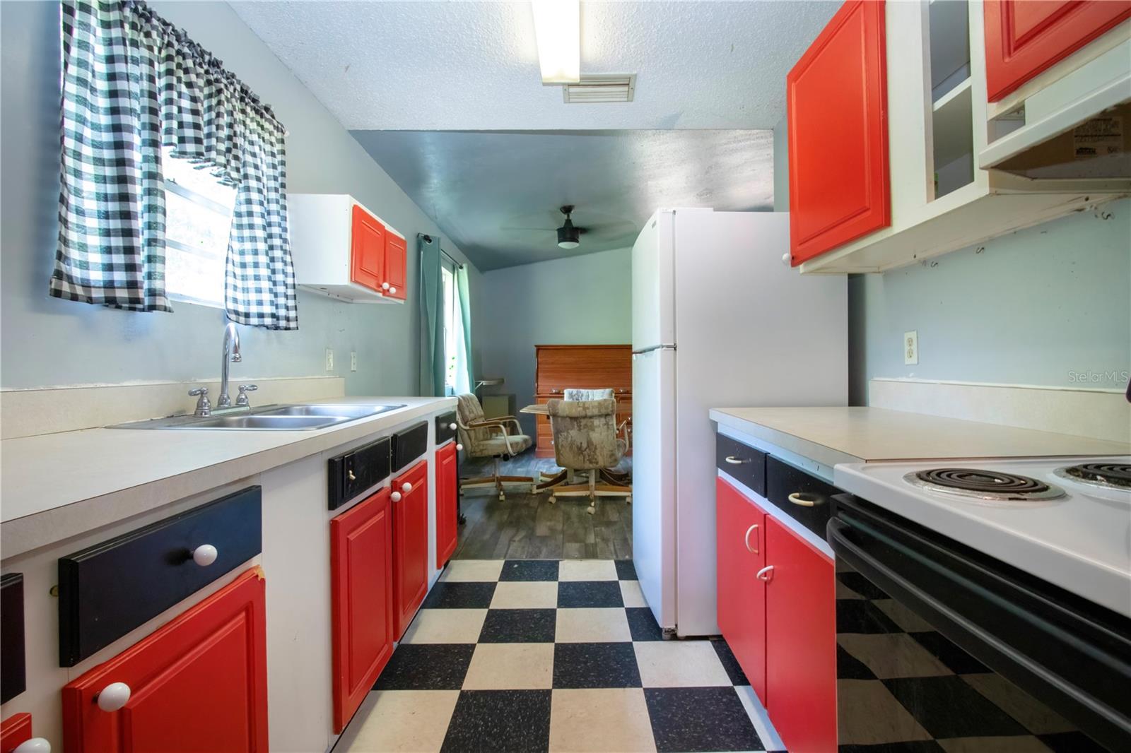 1616 LIGHTFOOT RD, WIMAUMA, FL, 33598