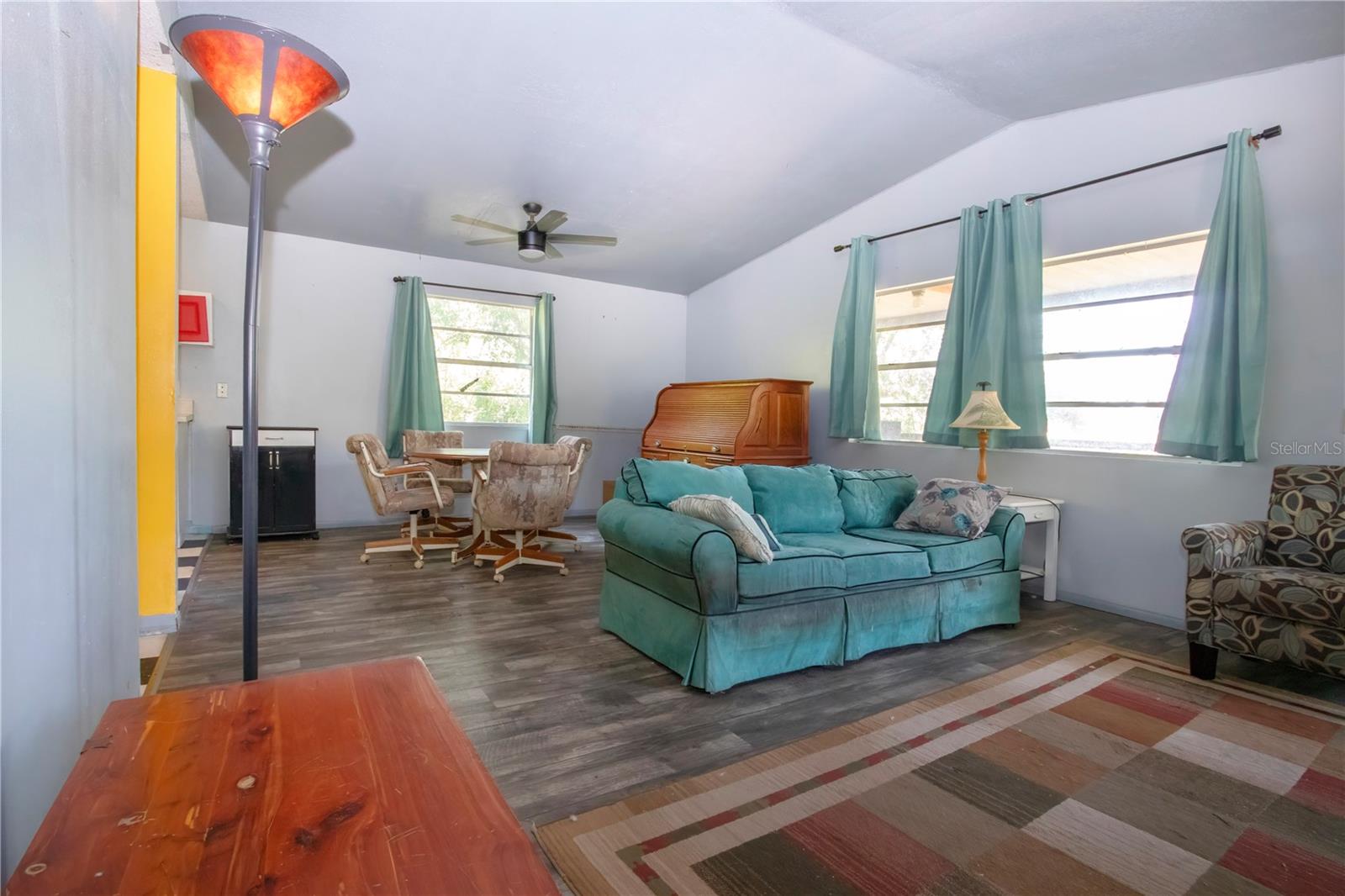 1616 LIGHTFOOT RD, WIMAUMA, FL, 33598