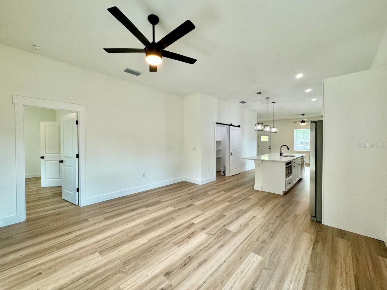 2109 E CARACAS ST, TAMPA, FL, 33610