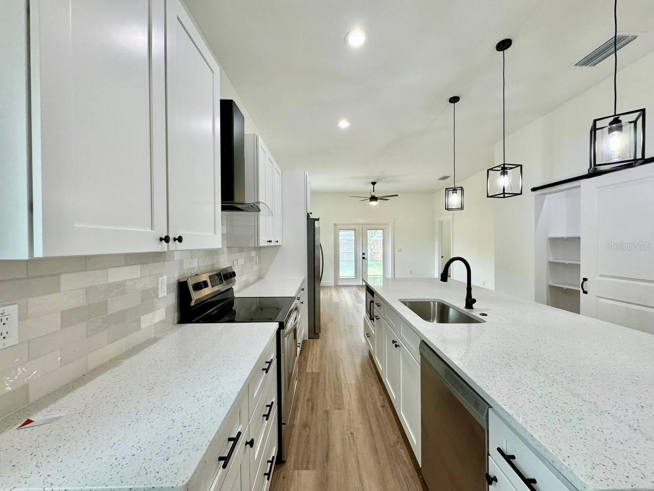 2109 E CARACAS ST, TAMPA, FL, 33610