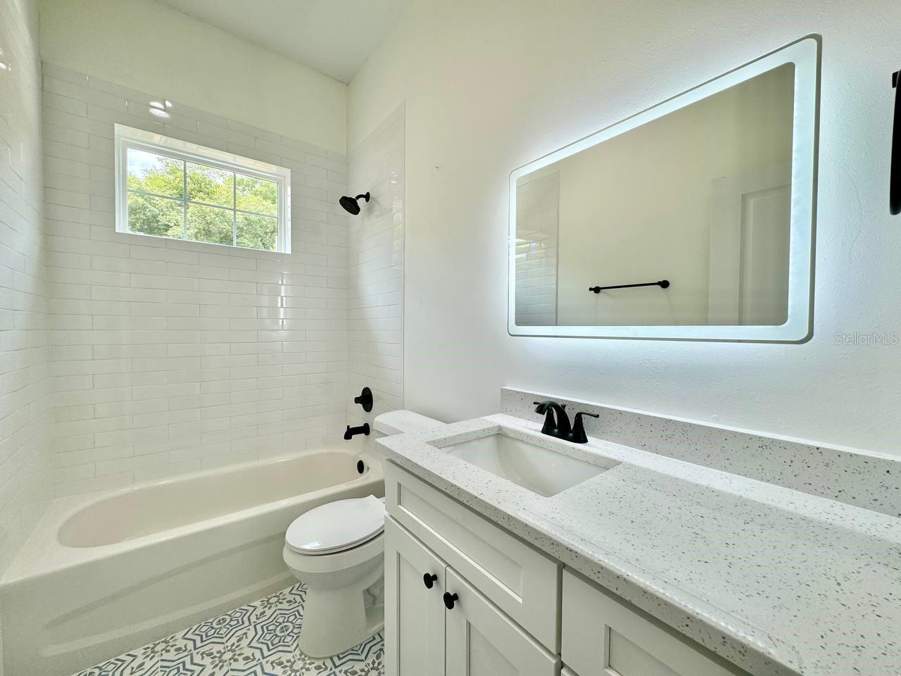 2109 E CARACAS ST, TAMPA, FL, 33610