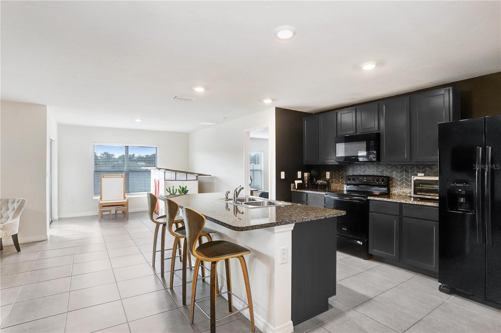 7929 SAIL CLOVER LN, ZEPHYRHILLS, FL, 33540