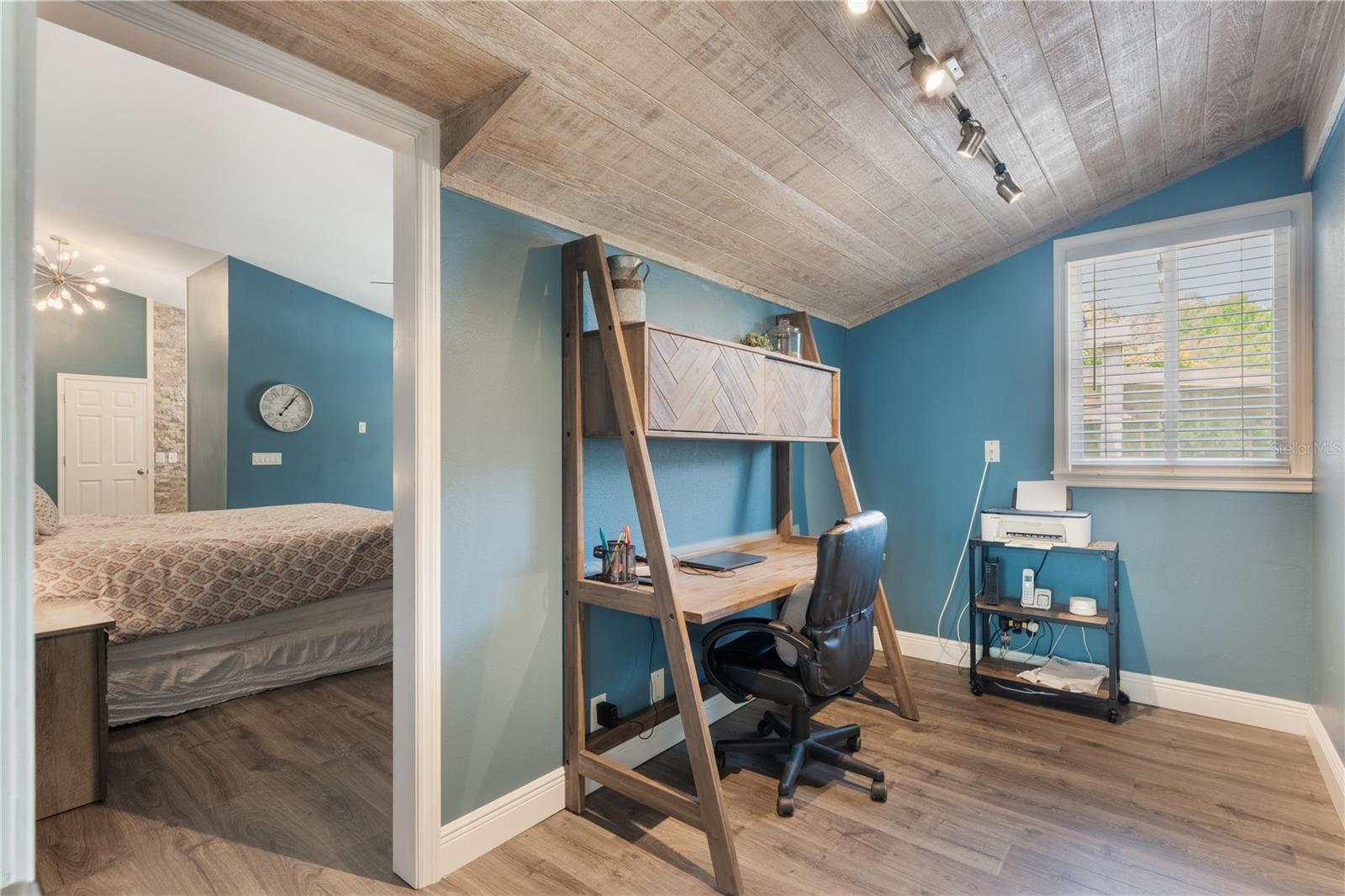 202 SWEETWATER CLUB BLVD, LONGWOOD, FL, 32779