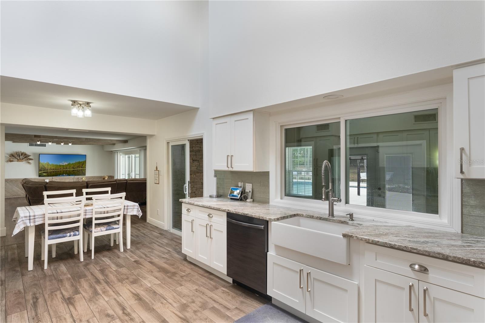 202 SWEETWATER CLUB BLVD, LONGWOOD, FL, 32779