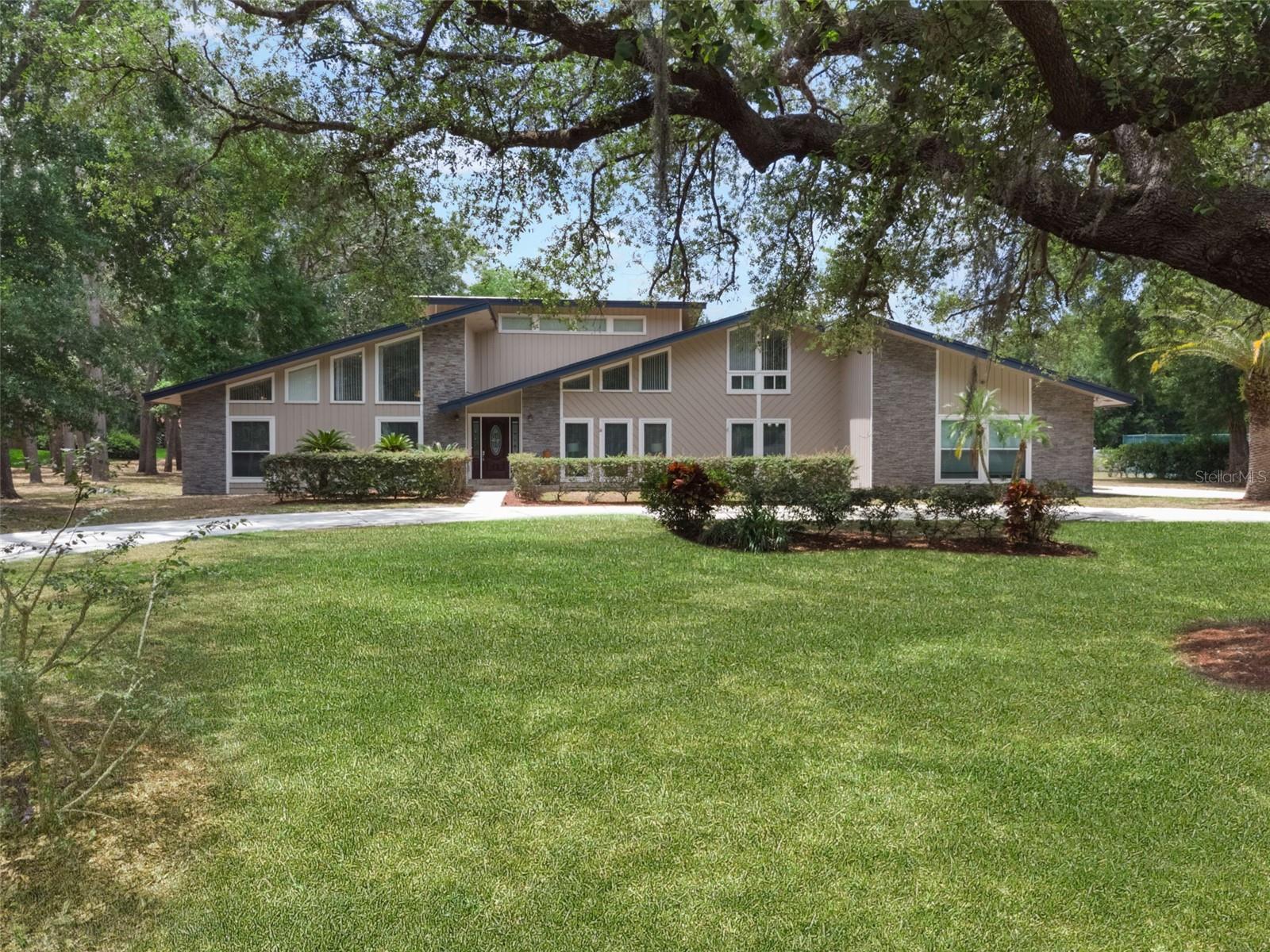 202 SWEETWATER CLUB BLVD, LONGWOOD, FL, 32779