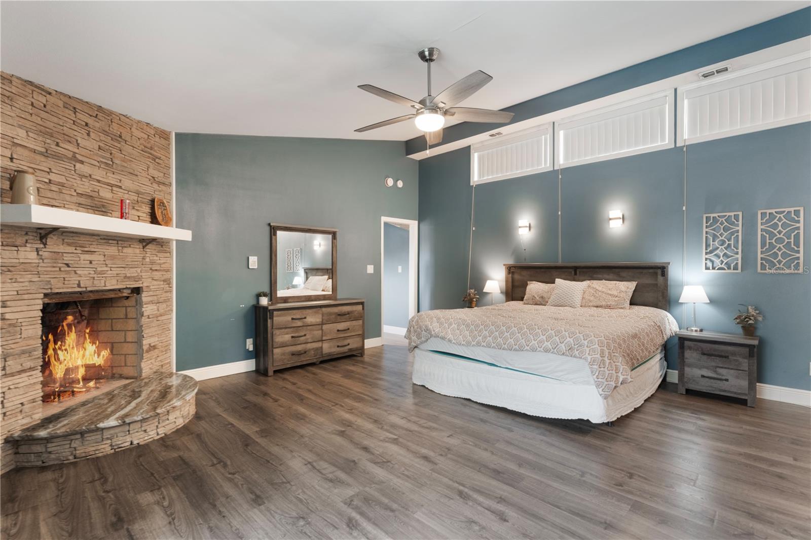 202 SWEETWATER CLUB BLVD, LONGWOOD, FL, 32779