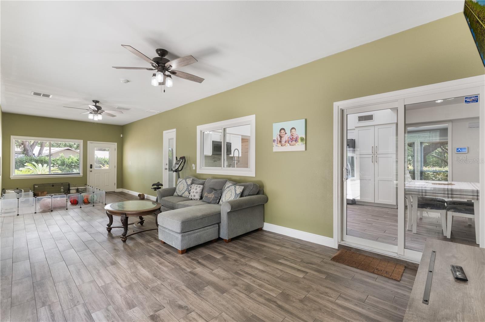 202 SWEETWATER CLUB BLVD, LONGWOOD, FL, 32779