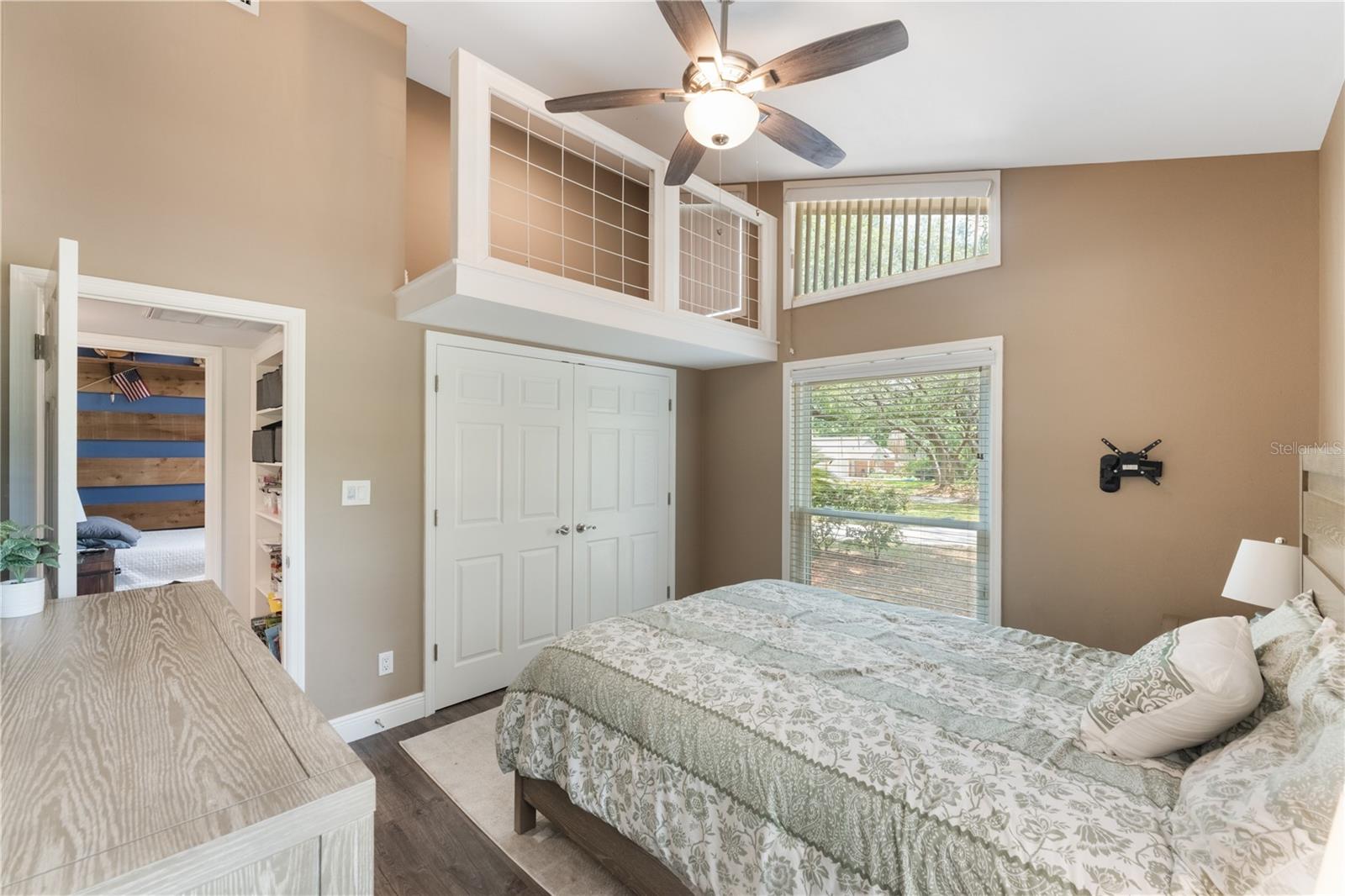 202 SWEETWATER CLUB BLVD, LONGWOOD, FL, 32779