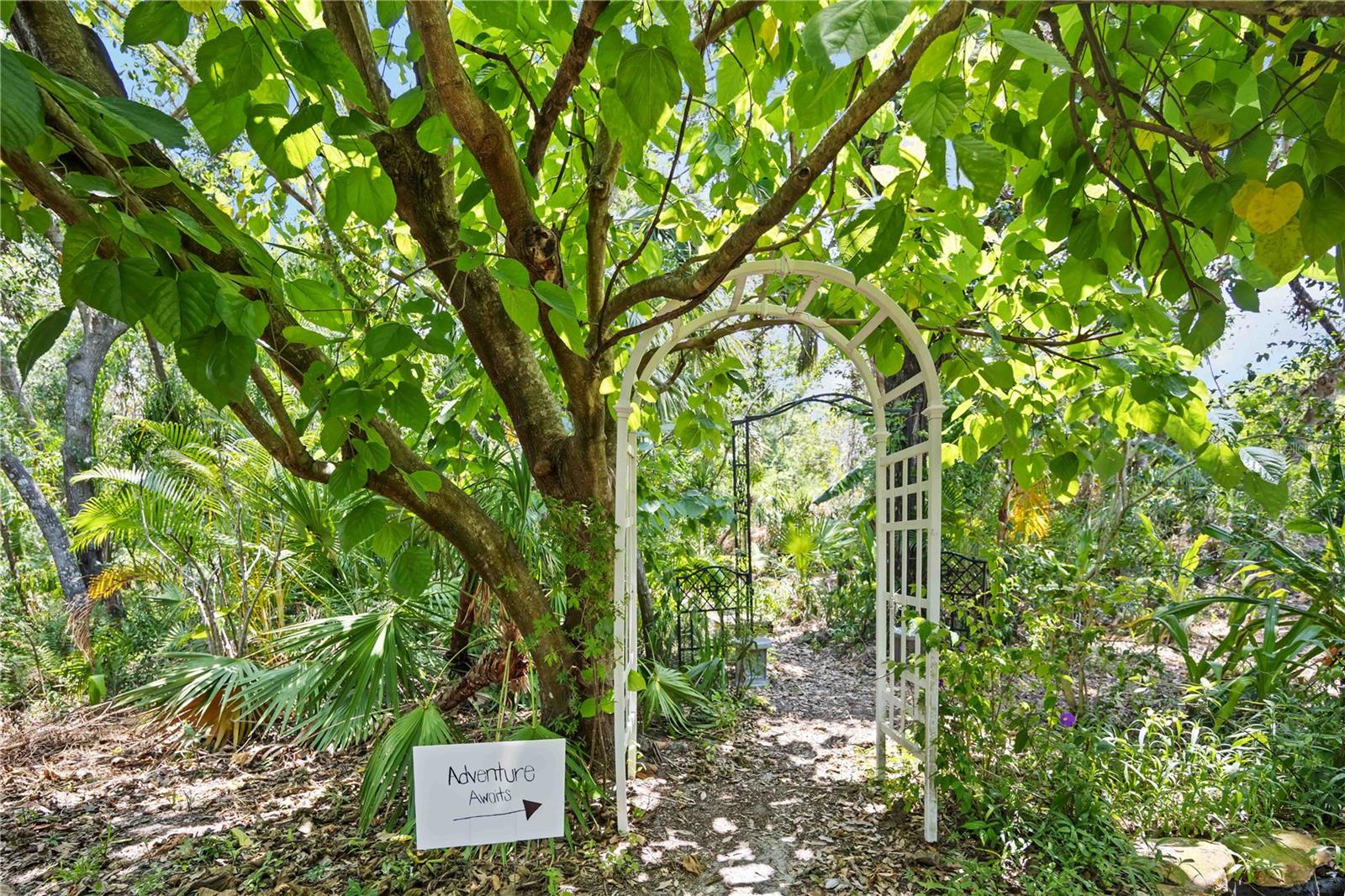 9915 OLD HYDE PARK PL, BRADENTON, FL, 34202