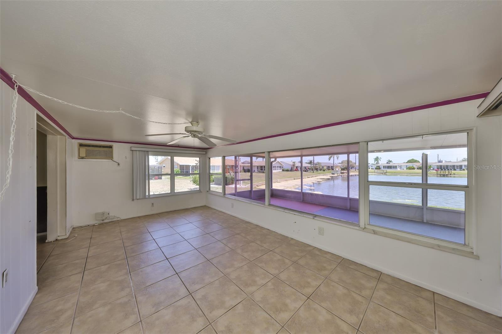 1207 NORWICH CIR, SUN CITY CENTER, FL, 33573