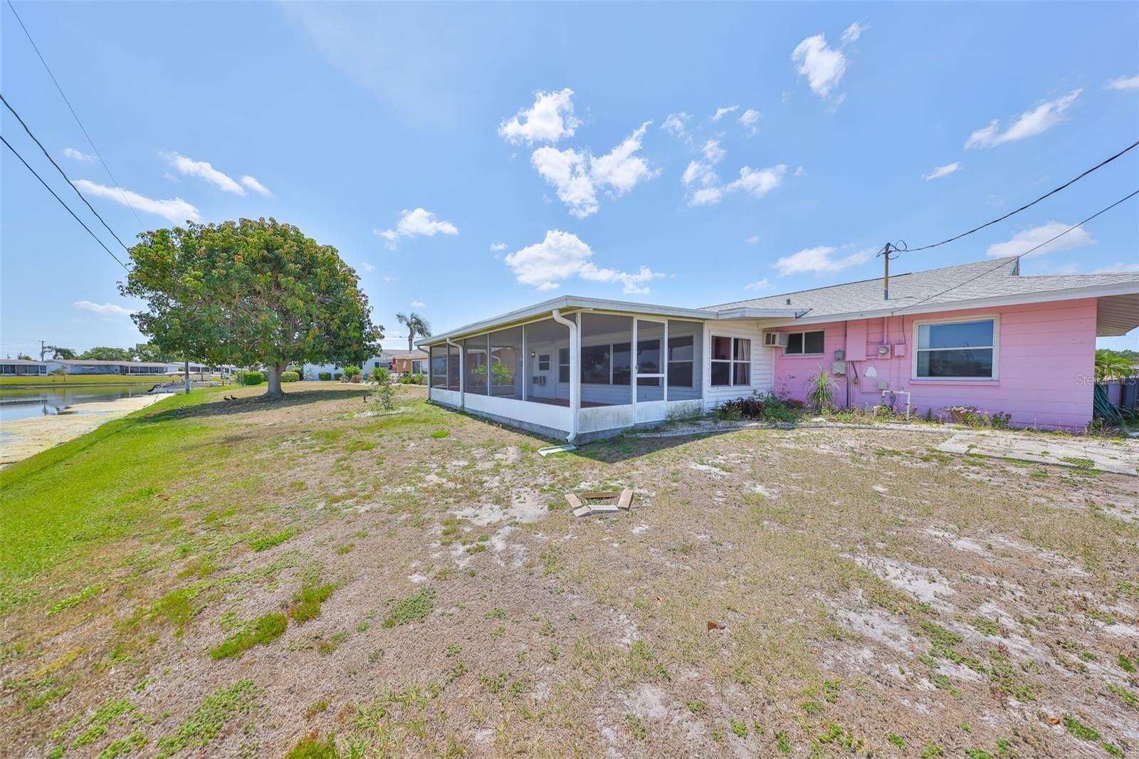 1207 NORWICH CIR, SUN CITY CENTER, FL, 33573