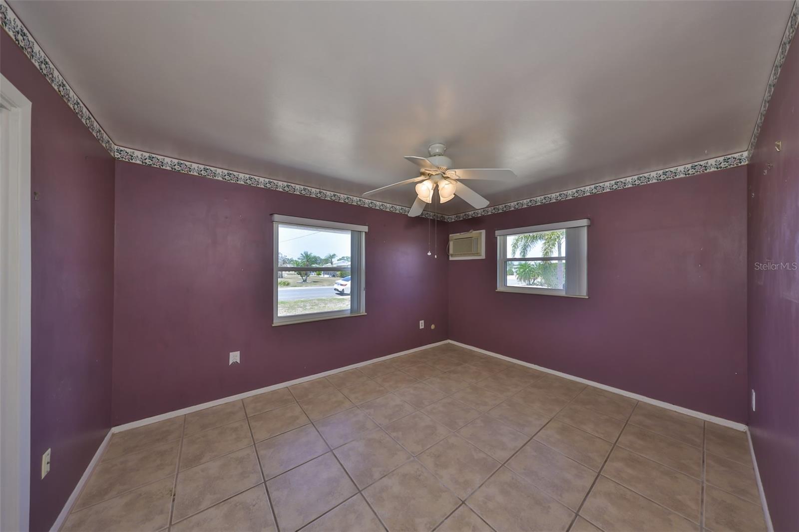 1207 NORWICH CIR, SUN CITY CENTER, FL, 33573