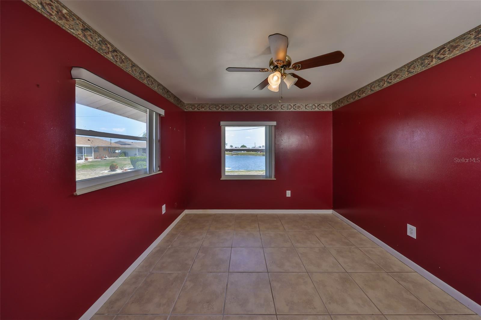 1207 NORWICH CIR, SUN CITY CENTER, FL, 33573