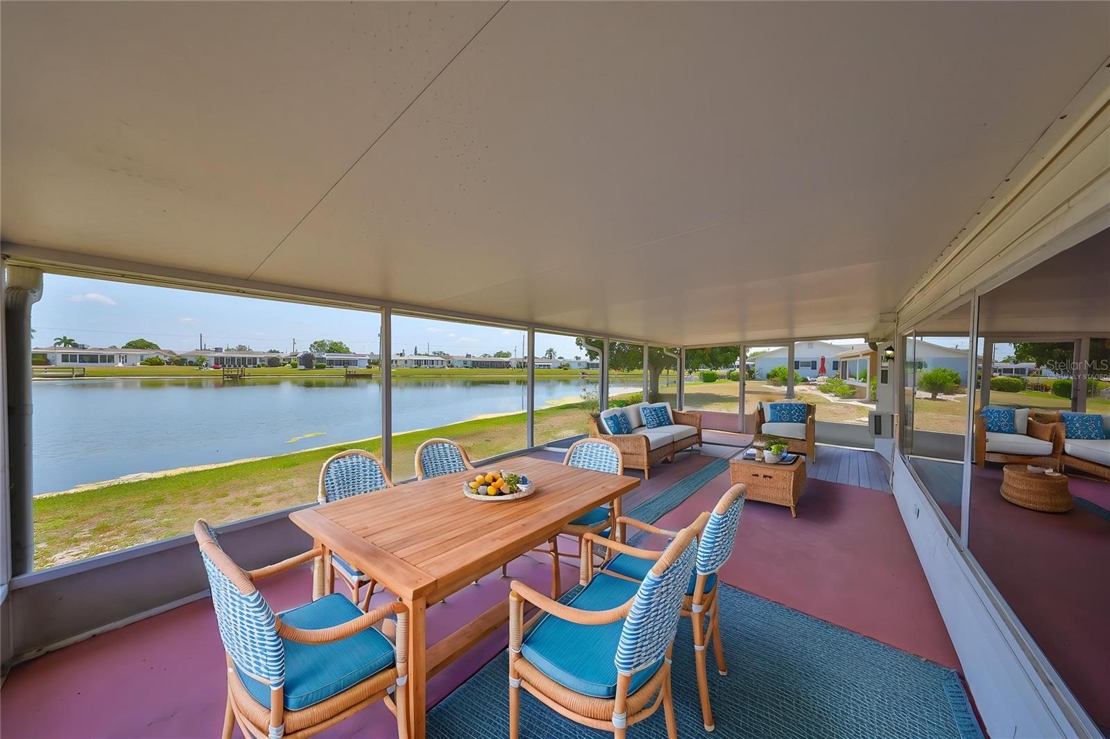 1207 NORWICH CIR, SUN CITY CENTER, FL, 33573