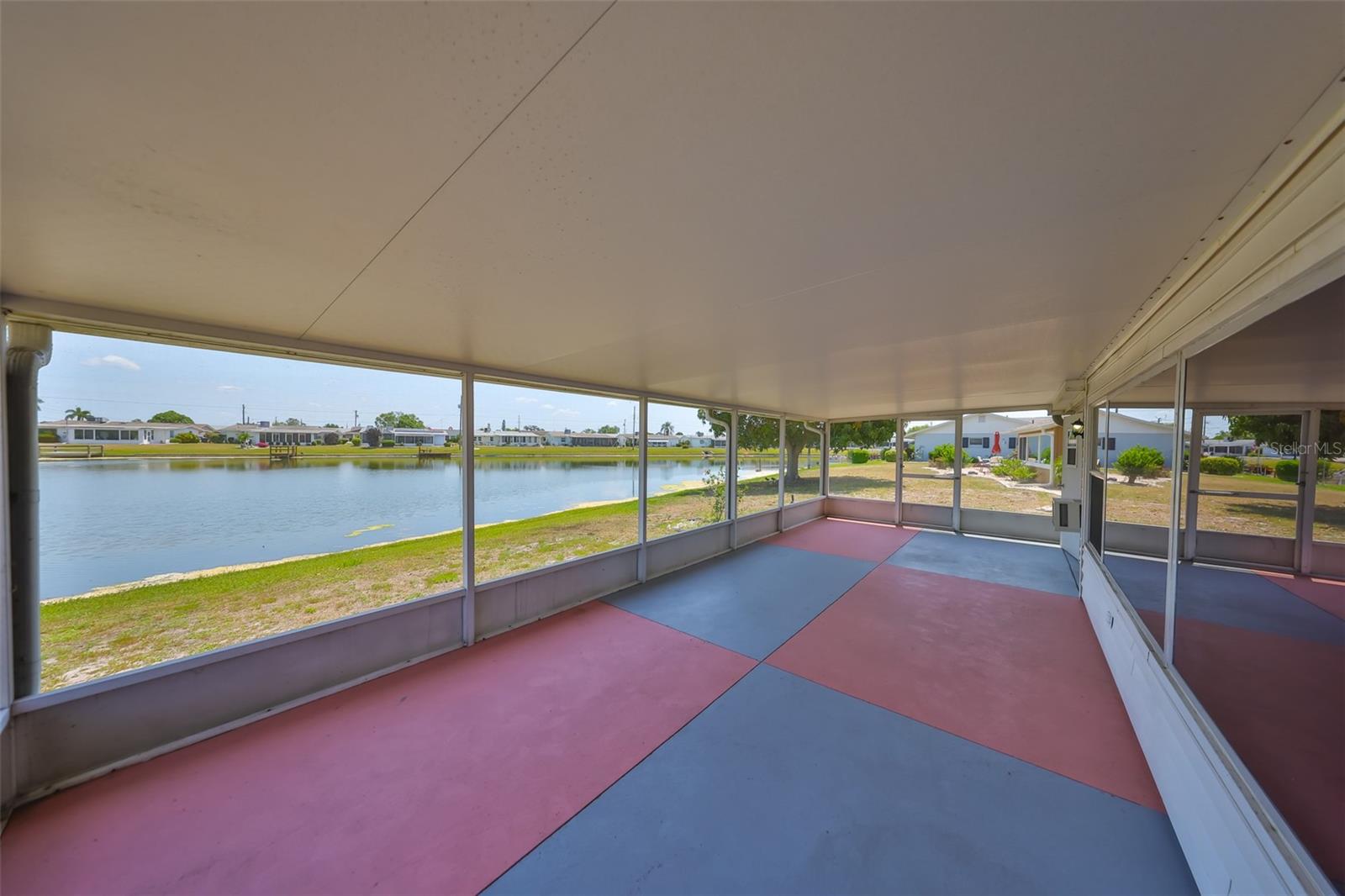 1207 NORWICH CIR, SUN CITY CENTER, FL, 33573