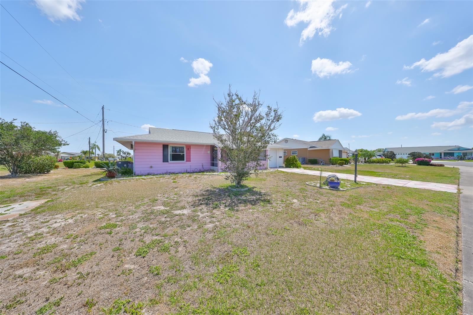 1207 NORWICH CIR, SUN CITY CENTER, FL, 33573