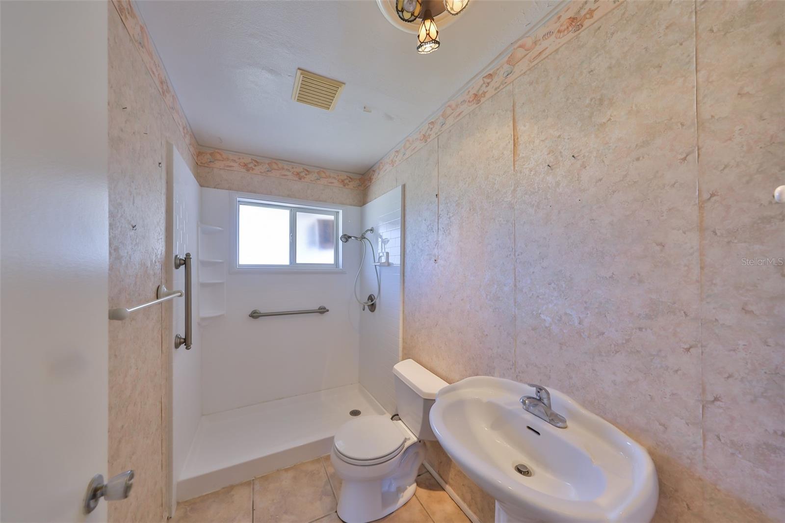 1207 NORWICH CIR, SUN CITY CENTER, FL, 33573