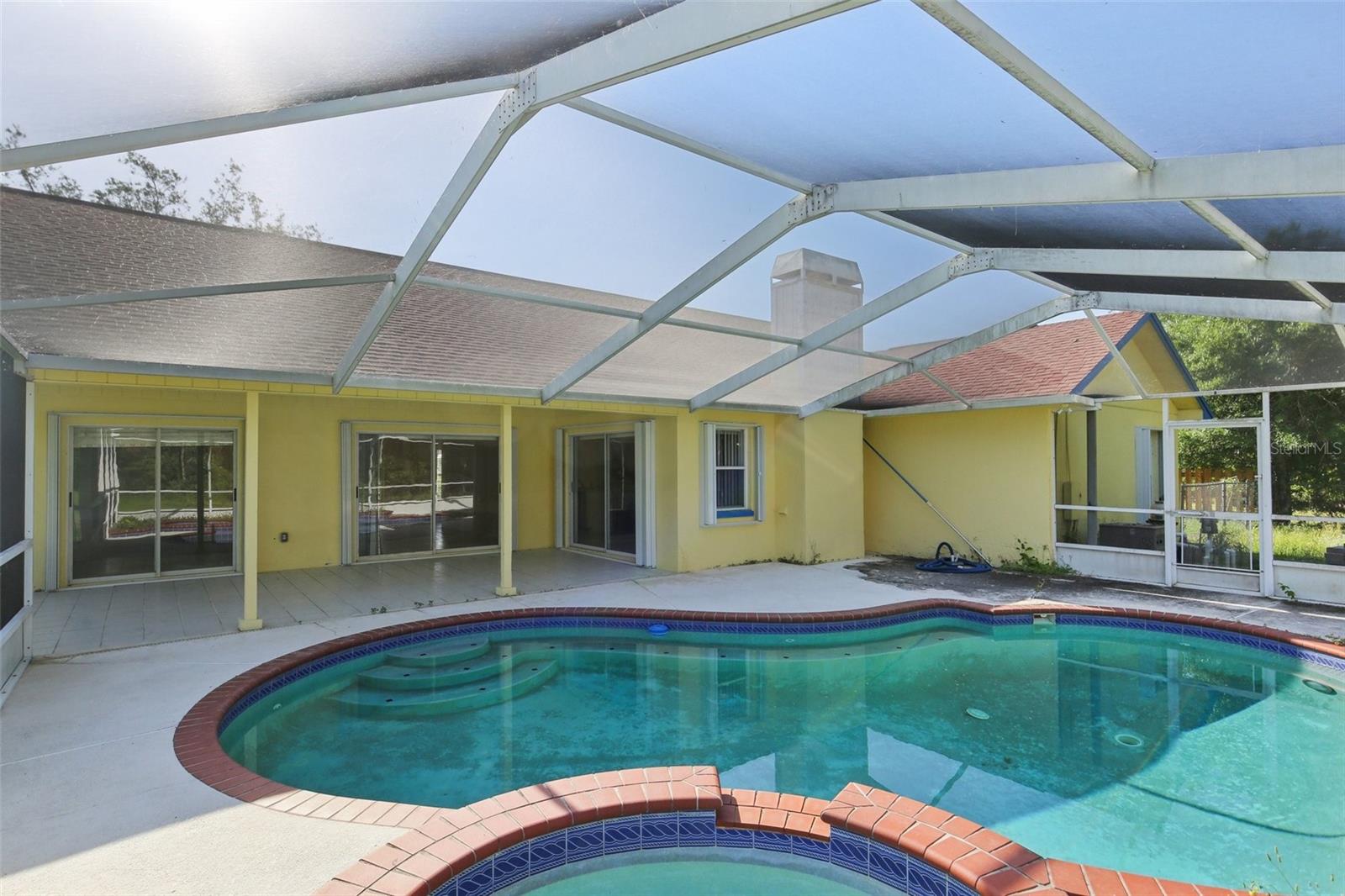 4025 MEADOW RUN LN, WESLEY CHAPEL, FL, 33543