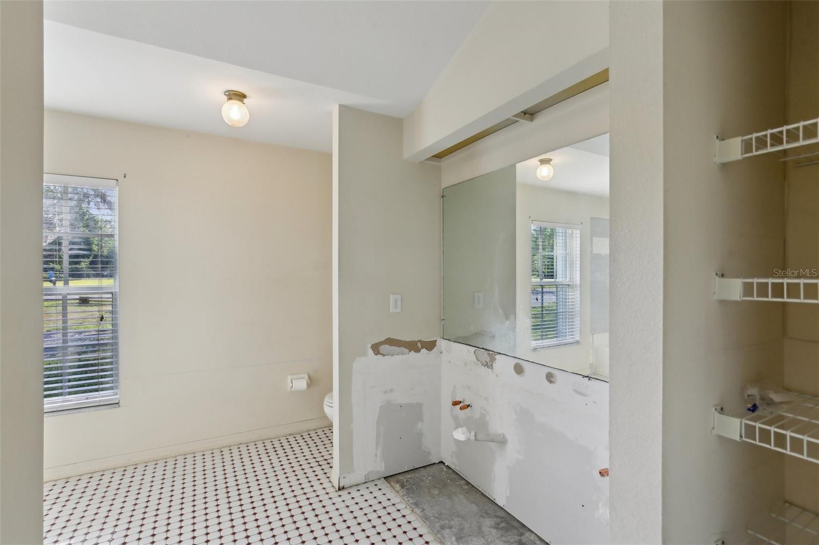 4025 MEADOW RUN LN, WESLEY CHAPEL, FL, 33543