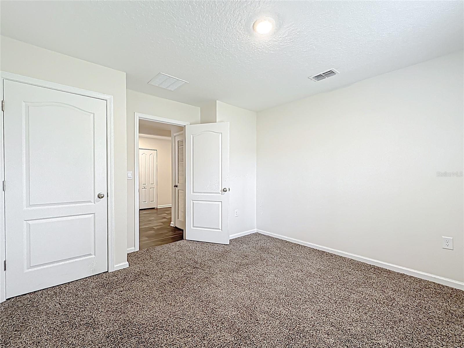 19 ROXLAND LN, PALM COAST, FL, 32164