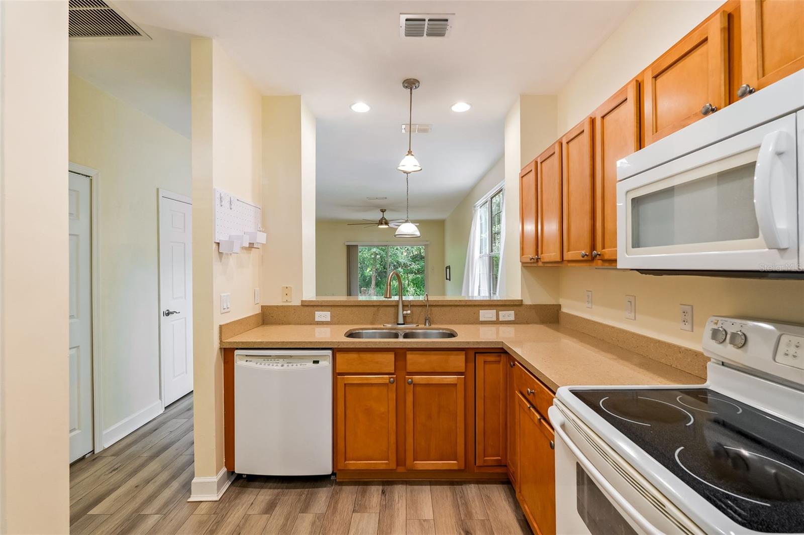 851 NW 21ST AVE #851, GAINESVILLE, FL, 32609