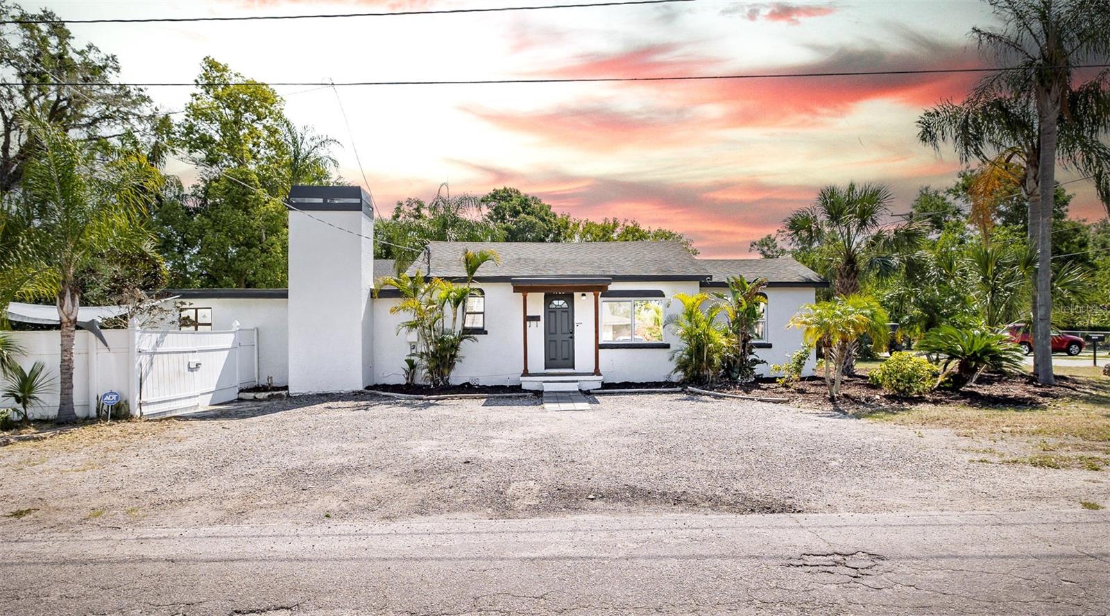 1702 E KNOLLWOOD ST, TAMPA, FL, 33610