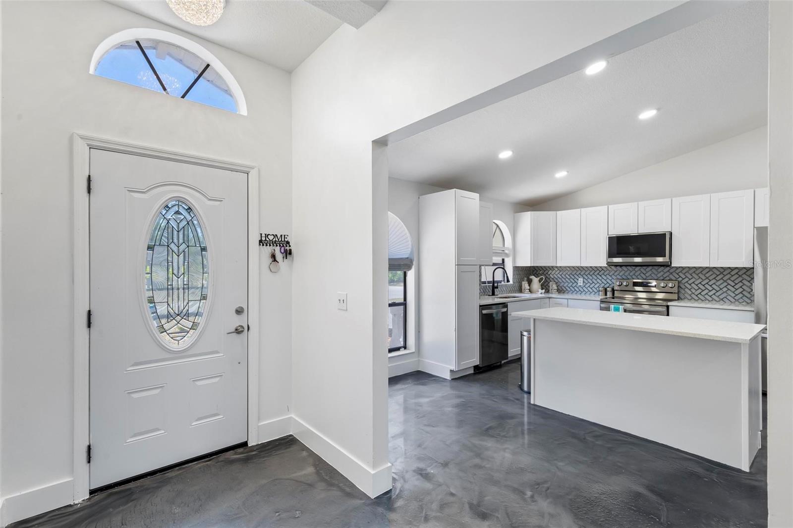 136 PEPPERDINE DR, PALM COAST, FL, 32164