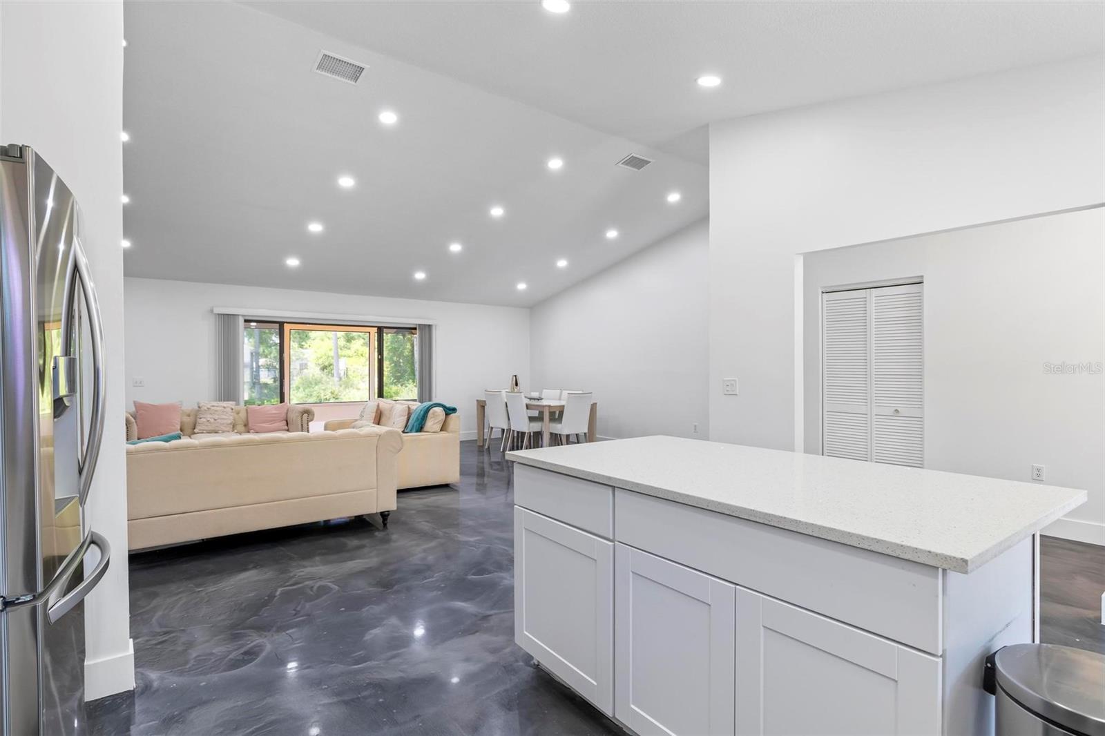 136 PEPPERDINE DR, PALM COAST, FL, 32164