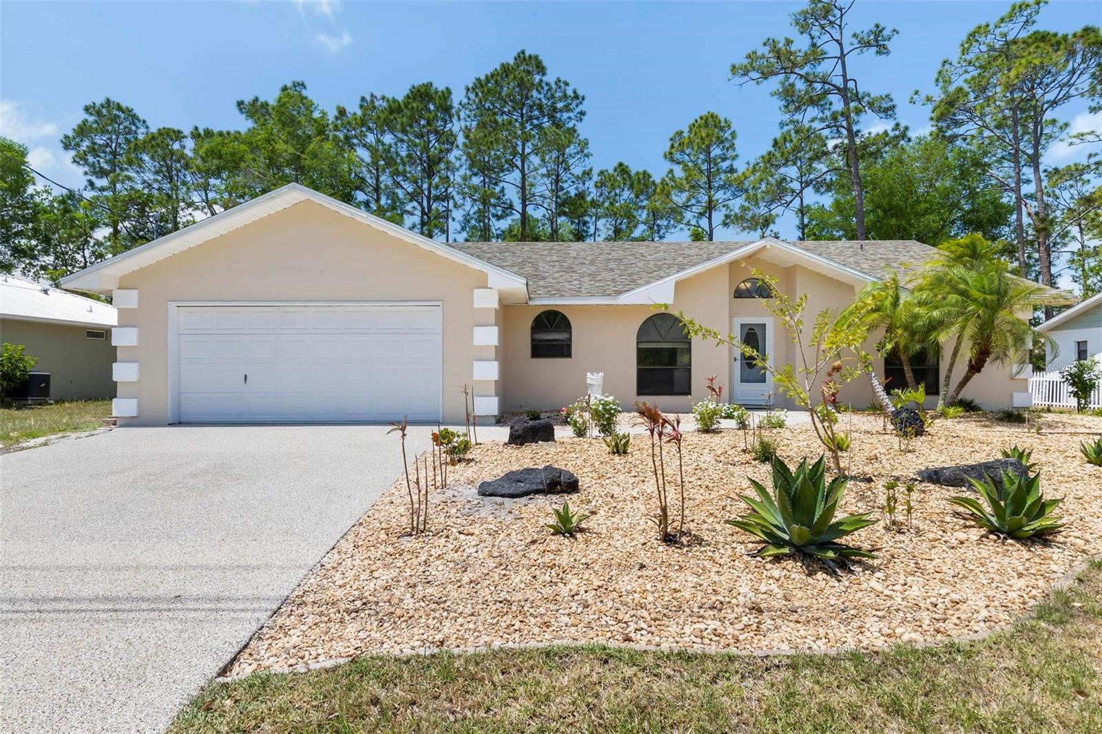 136 PEPPERDINE DR, PALM COAST, FL, 32164