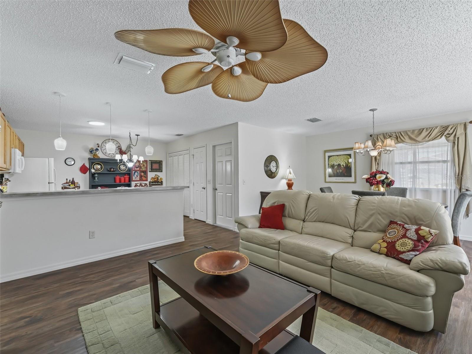 2450 KINGSTREE PL, THE VILLAGES, FL, 32162