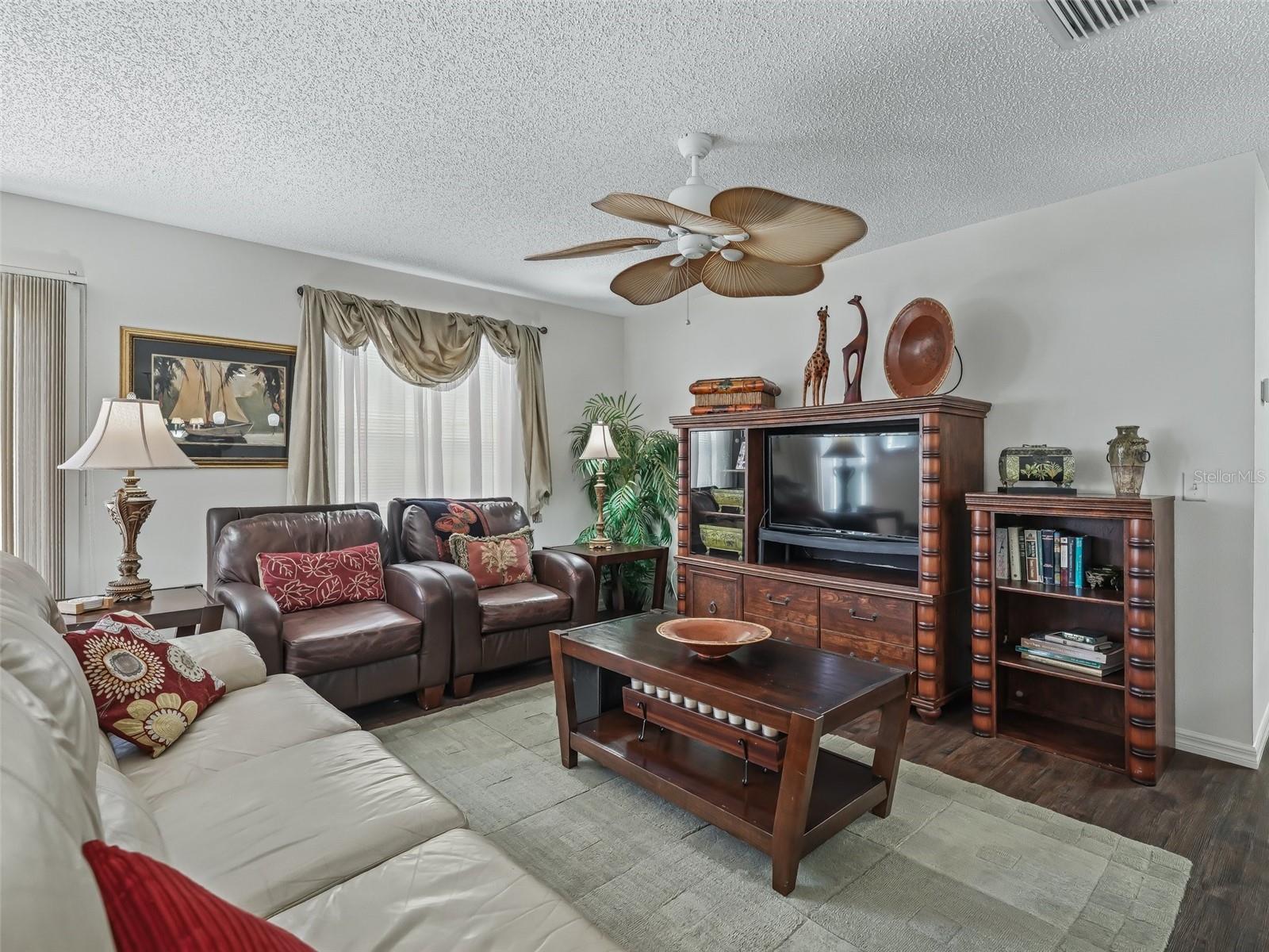 2450 KINGSTREE PL, THE VILLAGES, FL, 32162