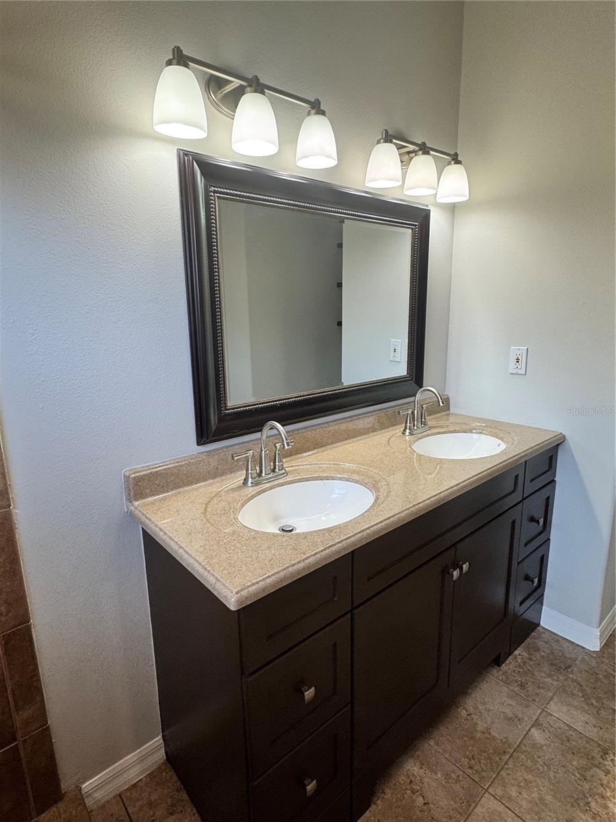 15 FERNON LN, PALM COAST, FL, 32137