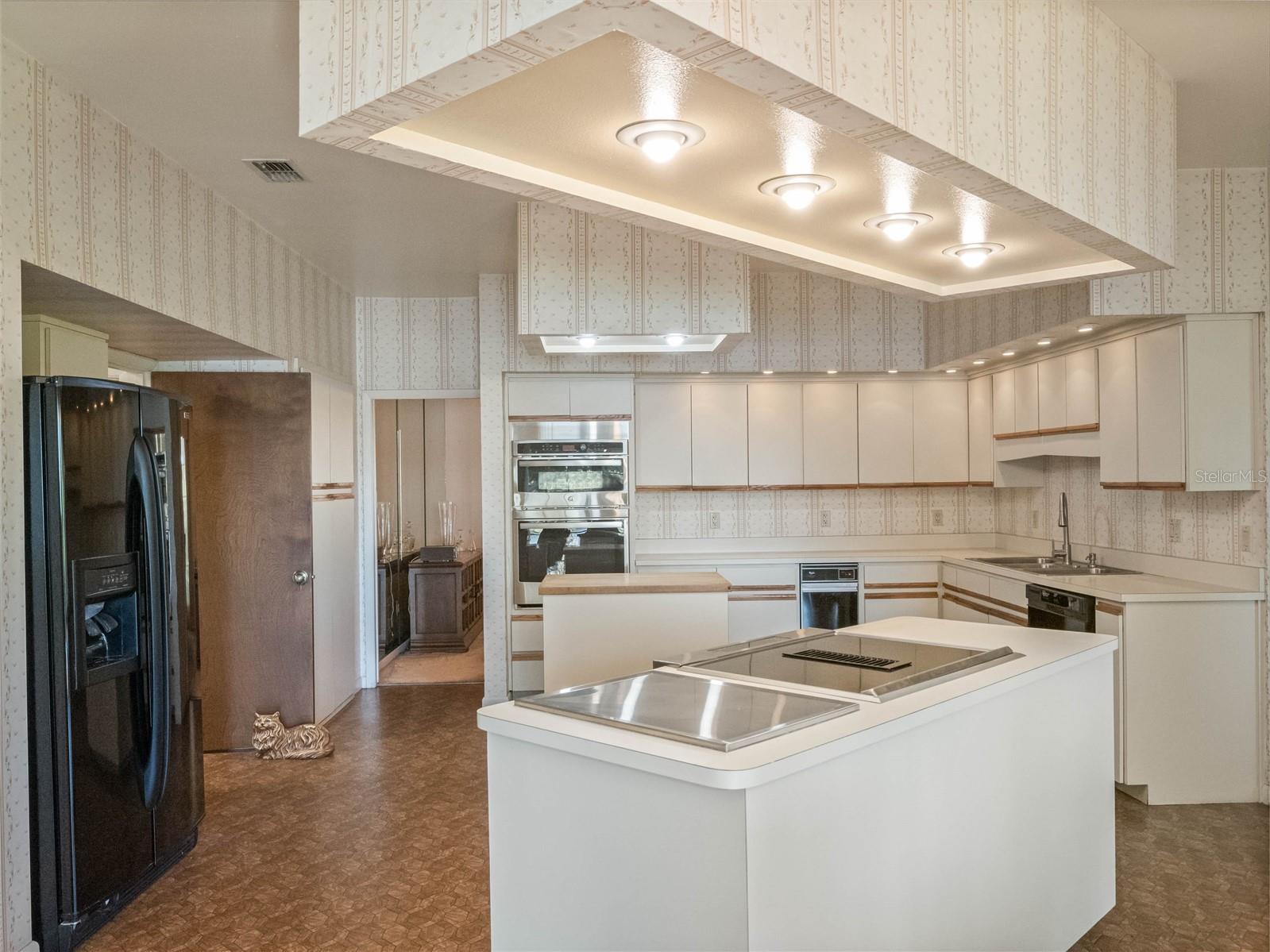 7540 LAKE MARSHA DR, ORLANDO, FL, 32819