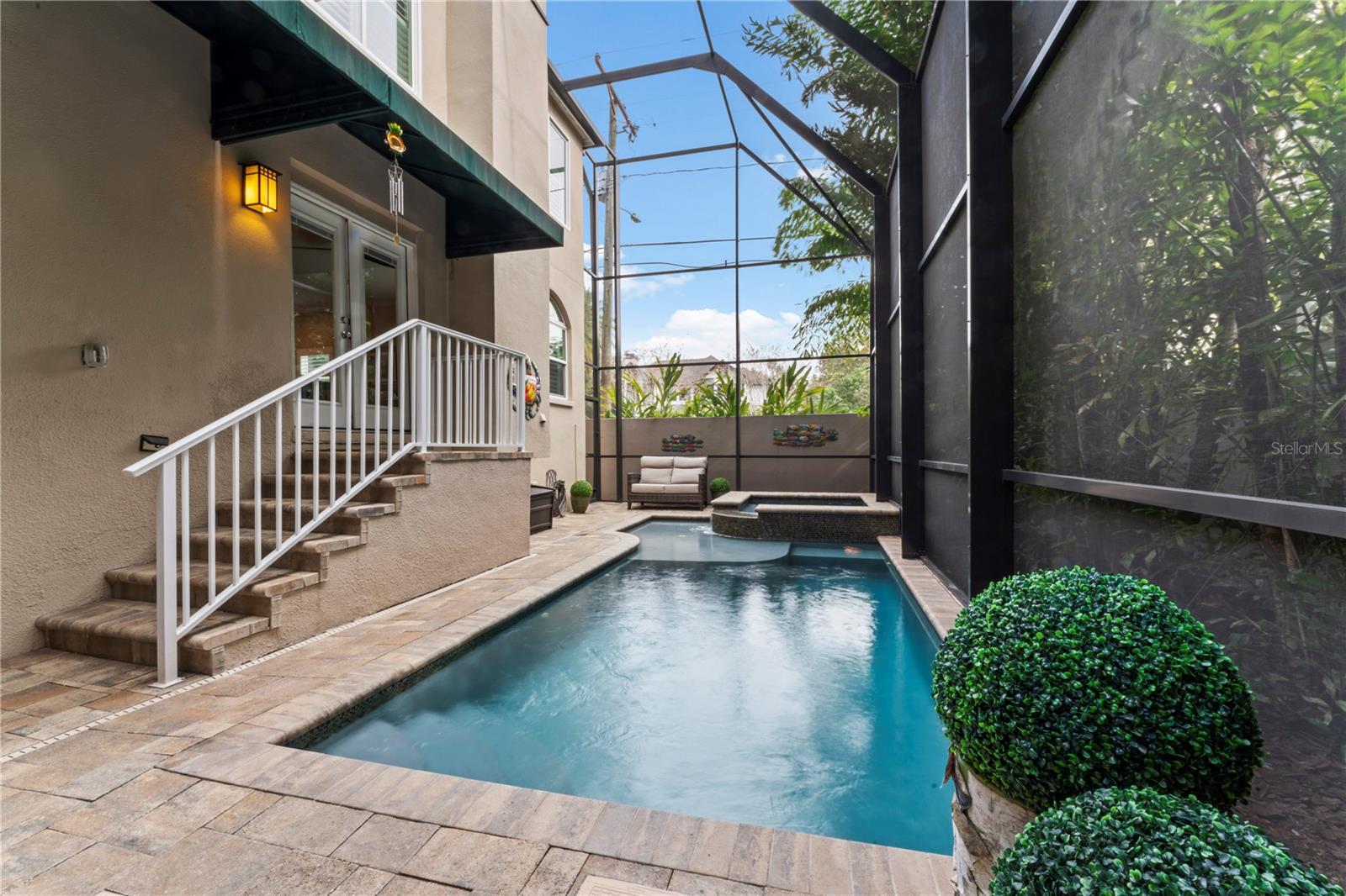 2701 W BAY AVE, TAMPA, FL, 33611