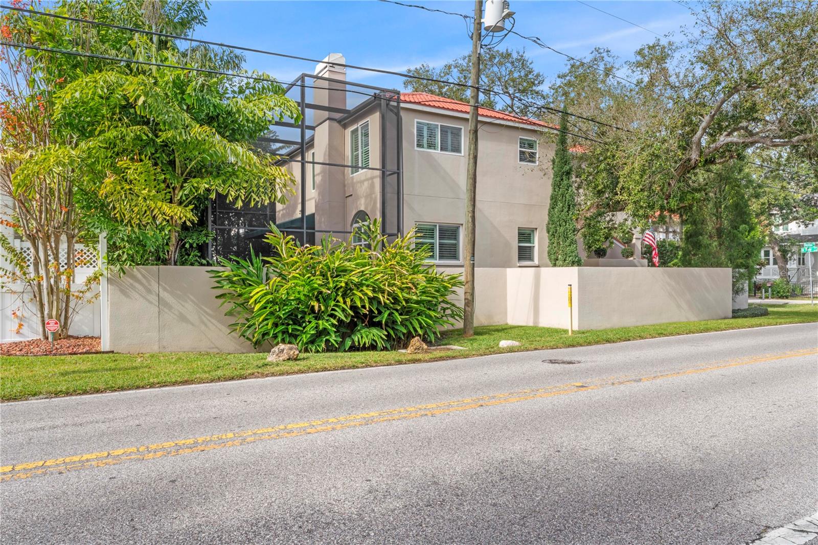 2701 W BAY AVE, TAMPA, FL, 33611