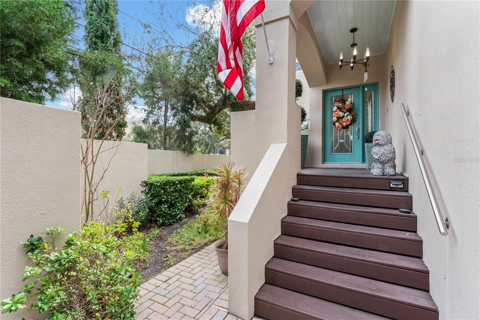 2701 W BAY AVE, TAMPA, FL, 33611