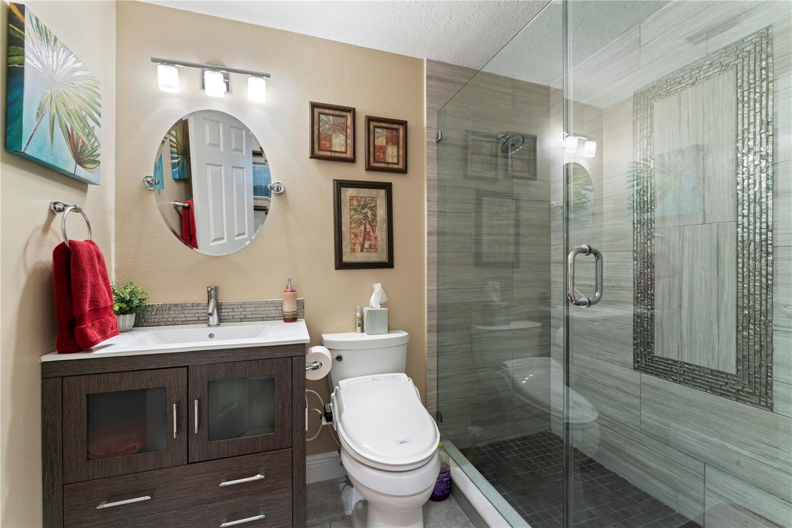 2701 W BAY AVE, TAMPA, FL, 33611