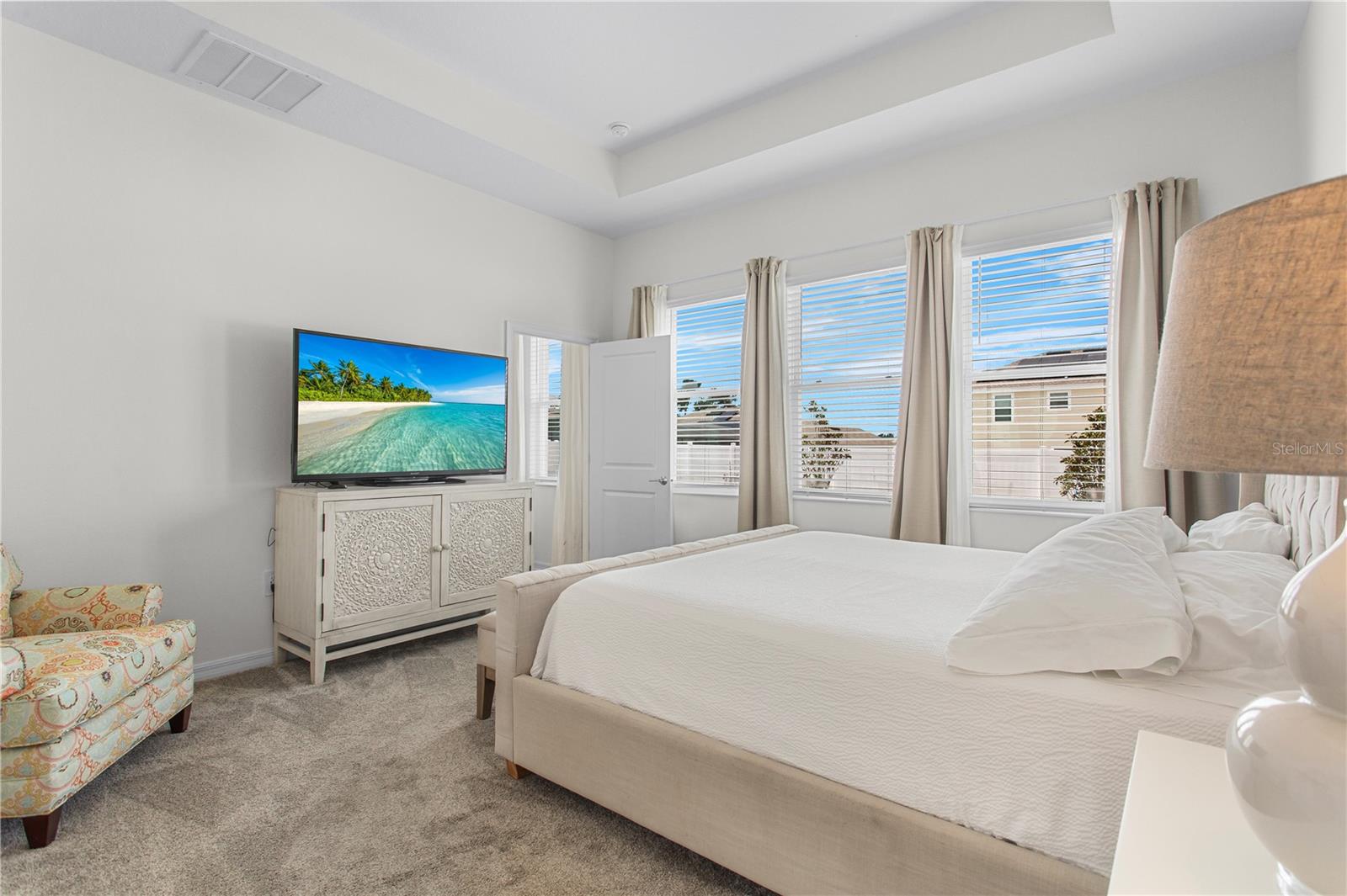 5393 RED CORAL CIR, MOUNT DORA, FL, 32757