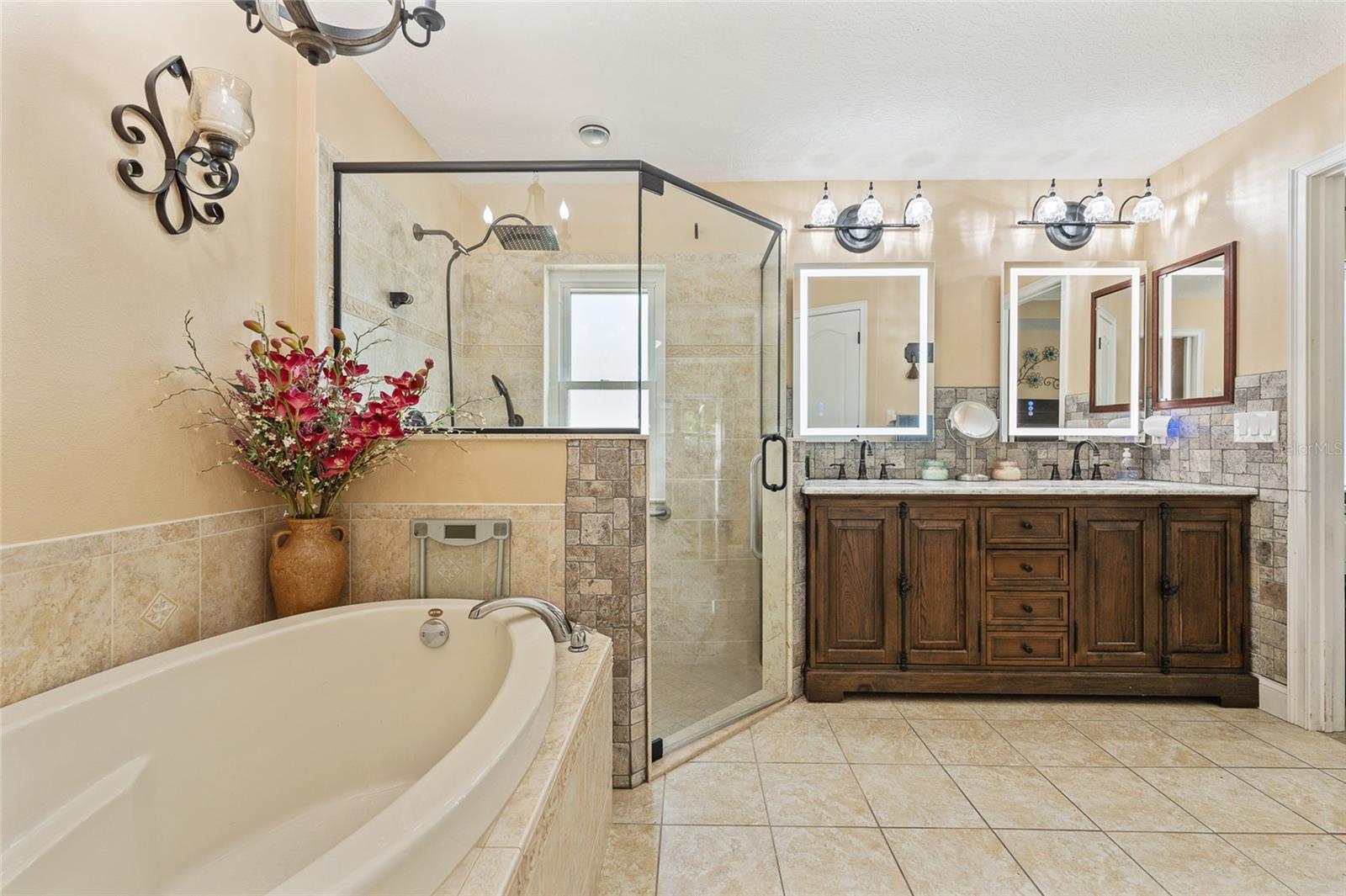 12137 BUTTONBUSH LOOP, LEESBURG, FL, 34788