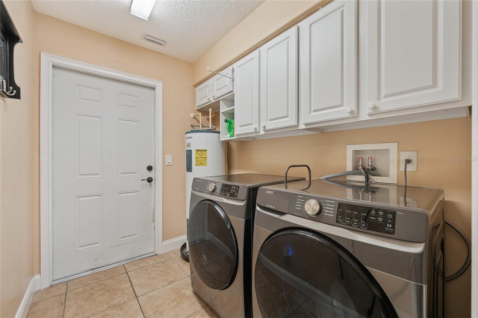 12137 BUTTONBUSH LOOP, LEESBURG, FL, 34788