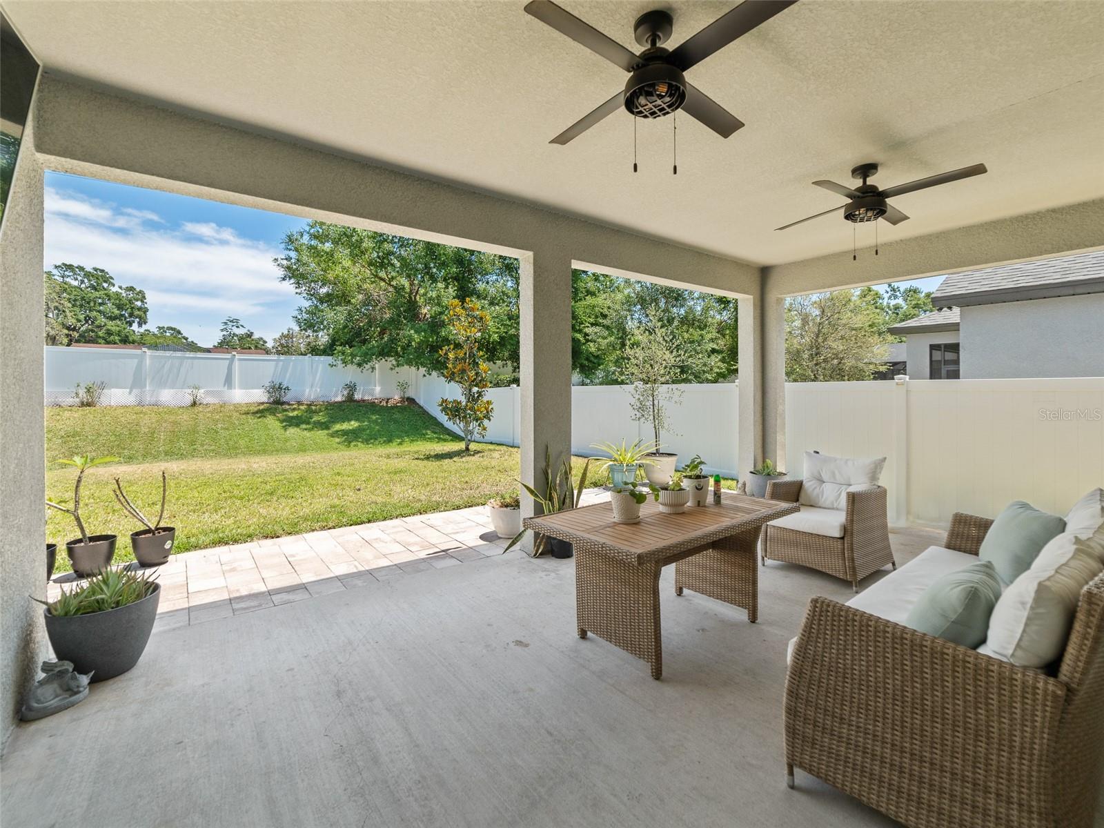 1220 FLORABLU DR, SEFFNER, FL, 33584