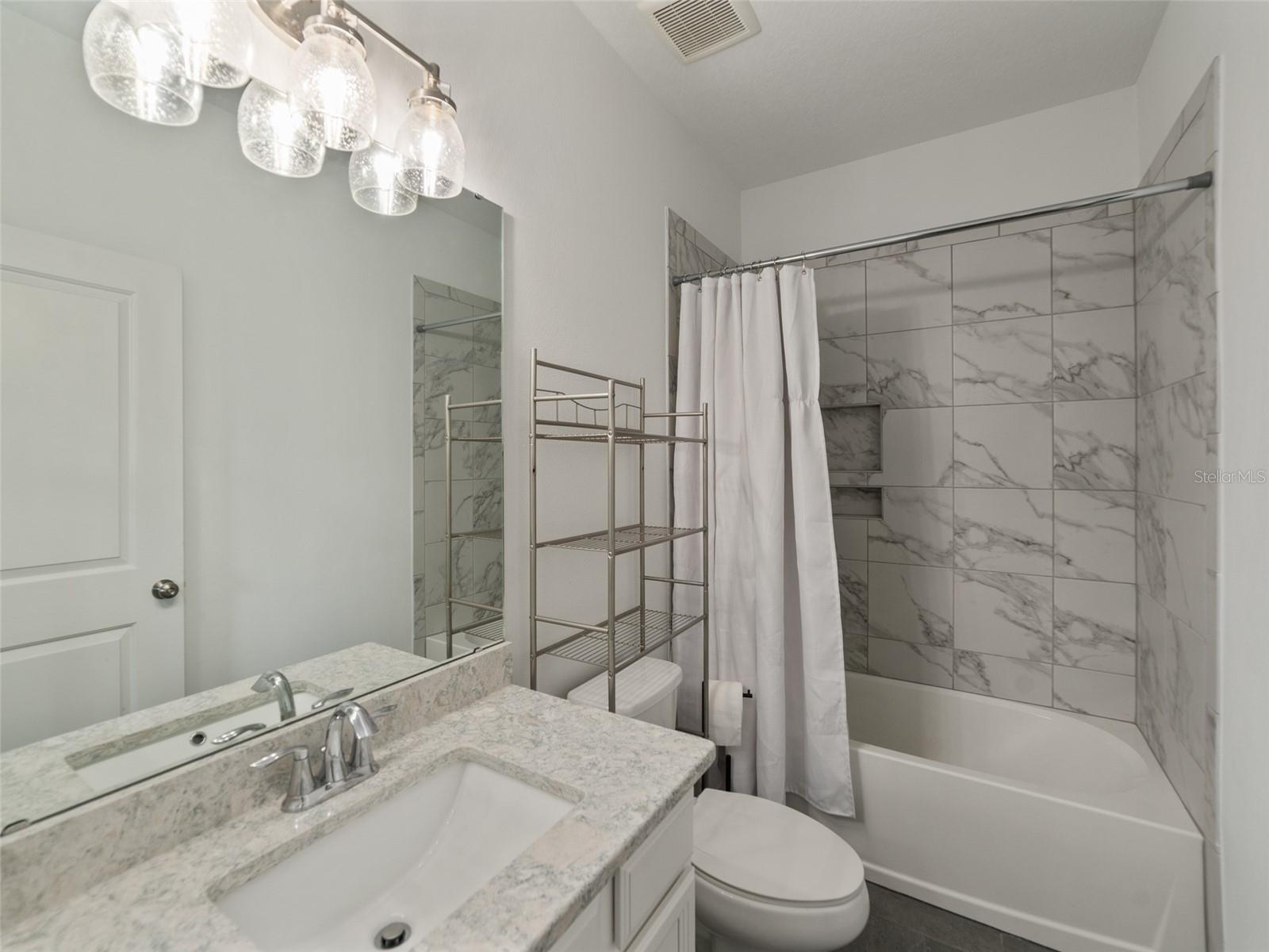 1220 FLORABLU DR, SEFFNER, FL, 33584